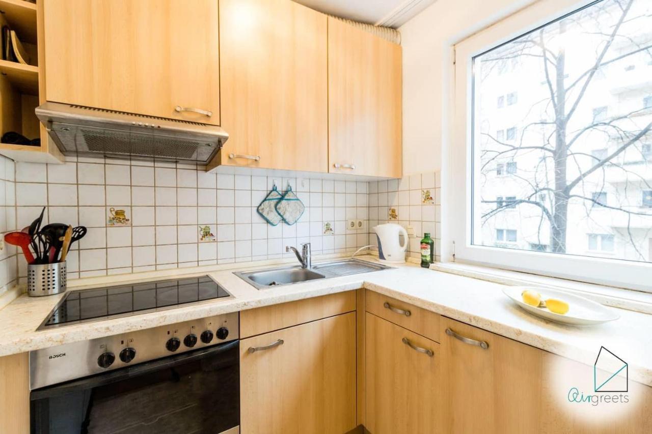 Modern In Central Spot Apartment *